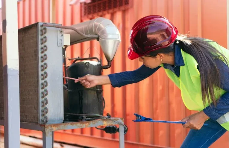 Sat Ariston Asistencia técnica aerotermia Ariston